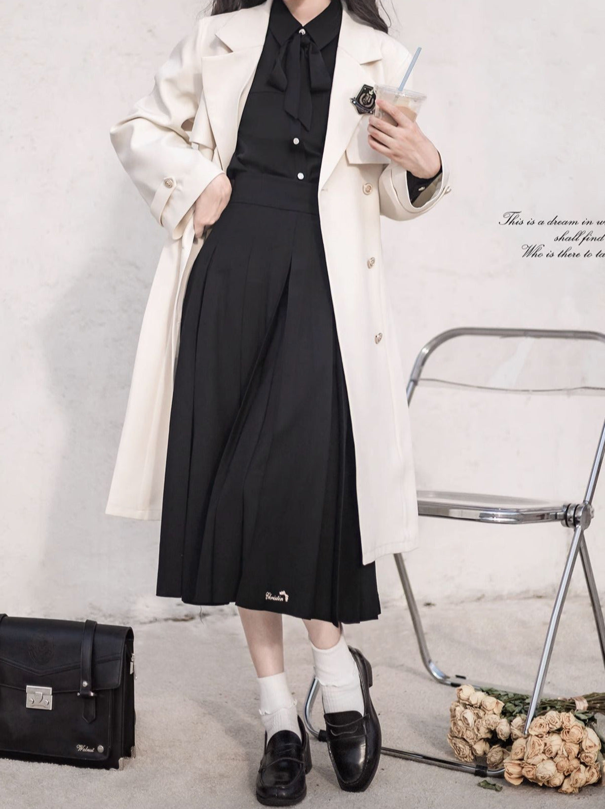 Jupe + Trench Badge Collège Chemise Abricot Manteau Plissé Brodé Métal Ruban Noir