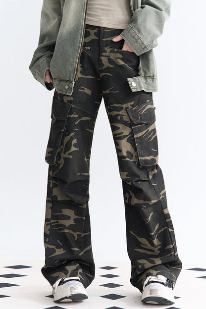 camouflage Relaxed pants fit