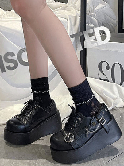 Chaussures à plateforme punk cloutées Lolita