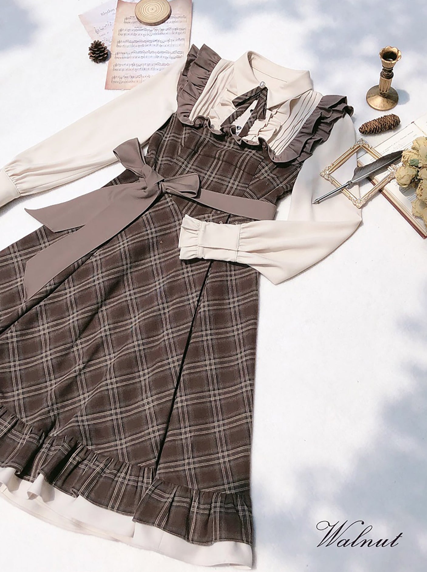 Manteau sans manches, ceinture, ruban, classique, superposé, accessoire, robe, marron, carreaux, rétro, perle, volume