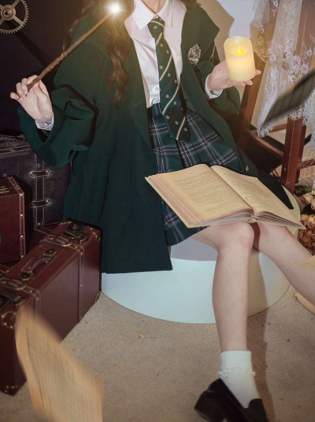 Jacket Cloak Retro Magic + College Brooch College