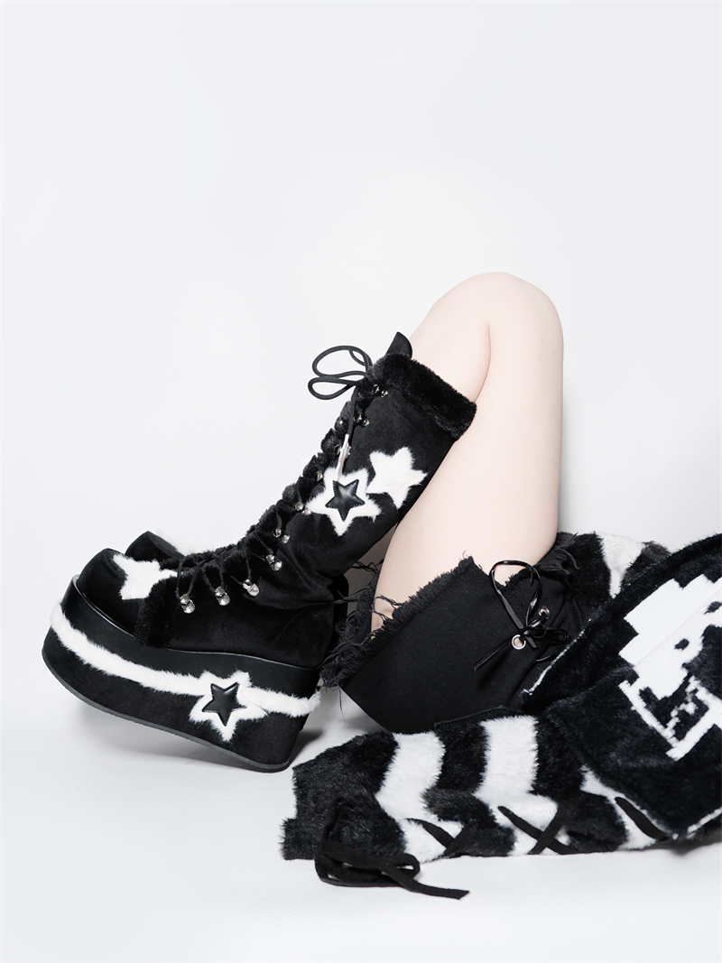 Bottes de sous-culture Y2K à plateforme mi-haute en velours et étoile