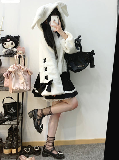 うさぎ耳フーディレース アプリボン プラッシュボアコート