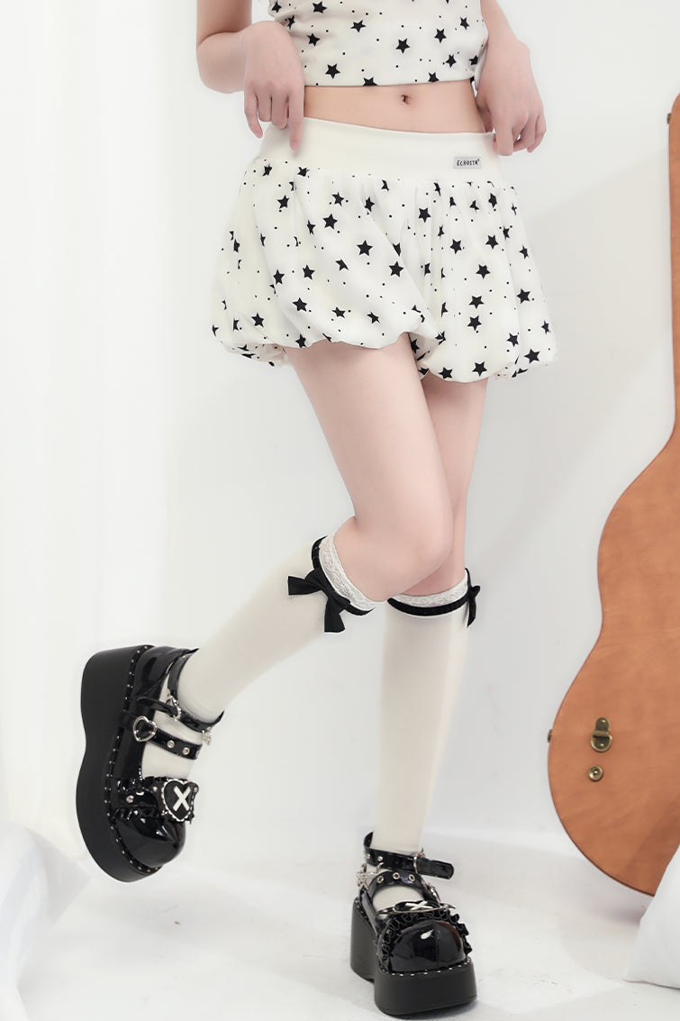 suspenders shorts + Star V-neck