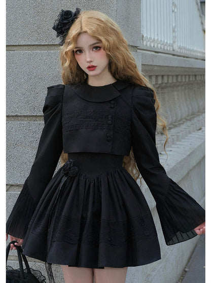 Chemisier en dentelle blanche + veste noire, robe classique noire, style gothique et nuit à volants, voyageuse