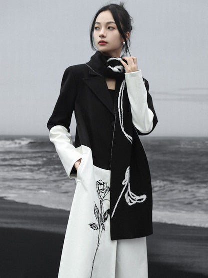 Scarf White Contrast Knit Black and Design Shawl