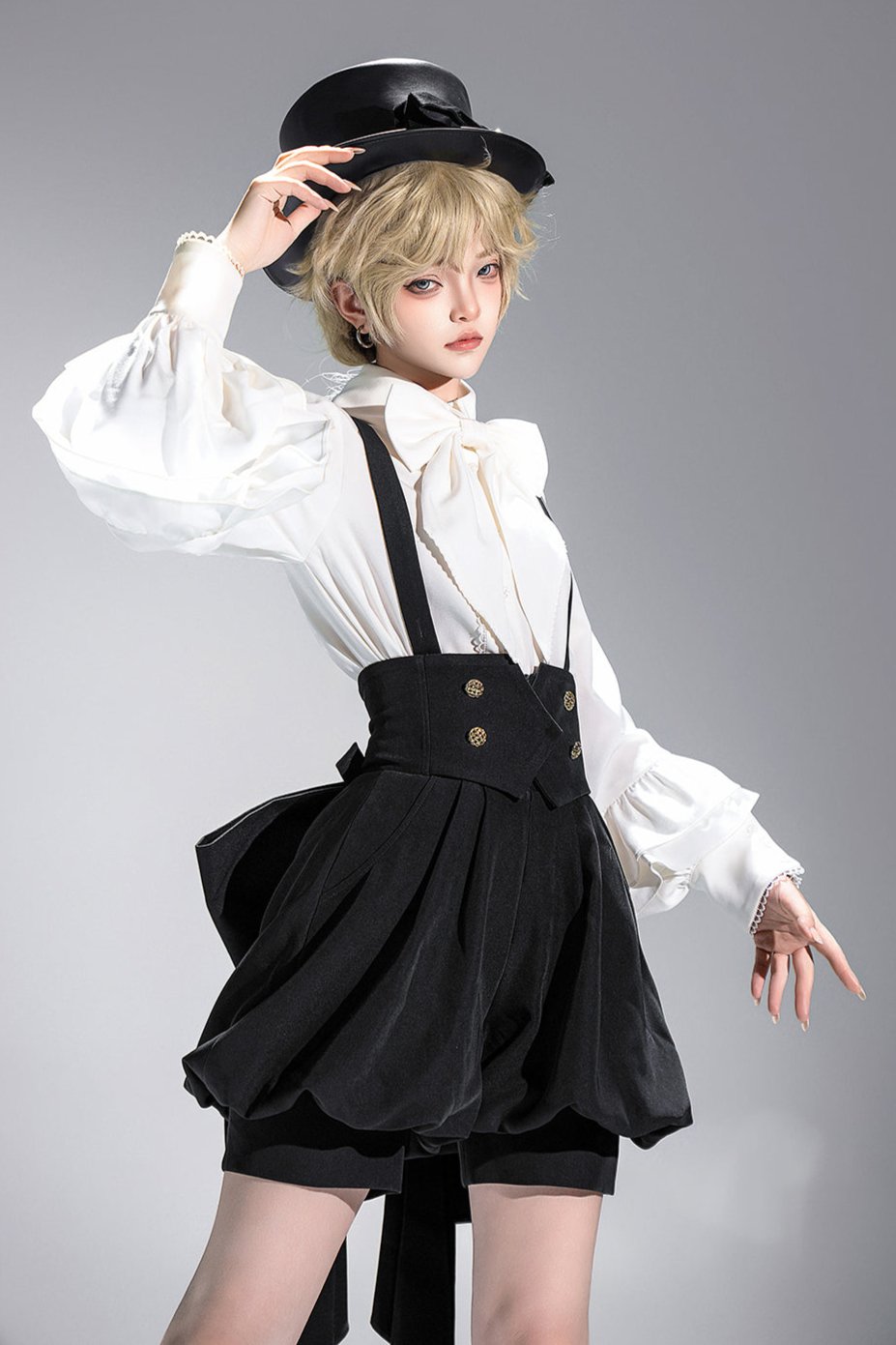 Cute + Retro Shorts Elegant Shirt Ribbon Prince Reservations Tail Dark