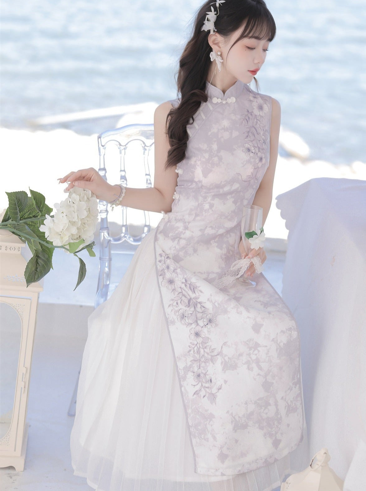 Robe chinoise à volants + cardigan violet à fleurs transparentes légères