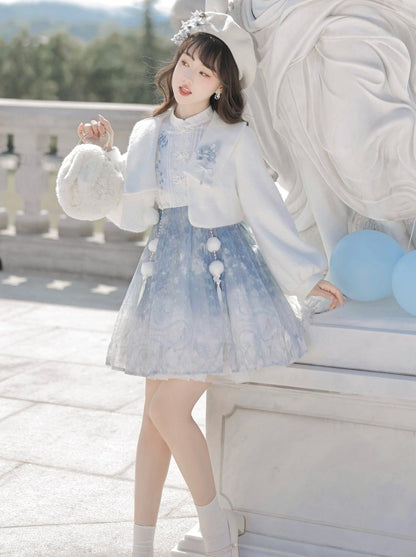 Robe courte en fourrure chinoise bleue Ice