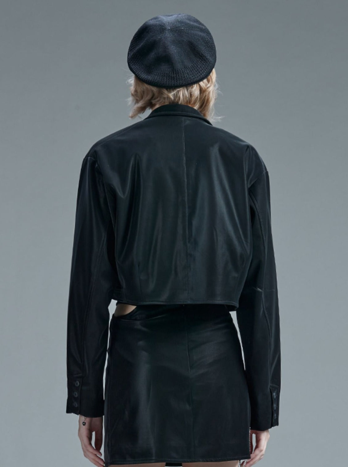 Veste de costume courte en cuir