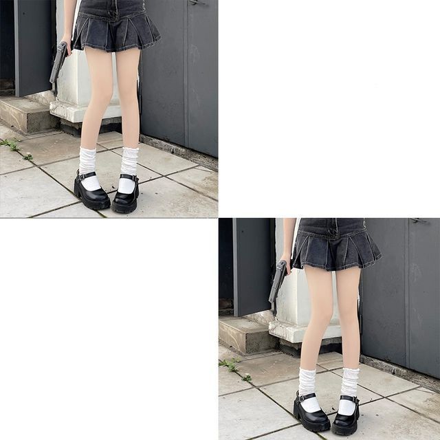 2: Set Socks of Loose