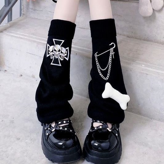 Leg Print Crisscross Chained Warmer