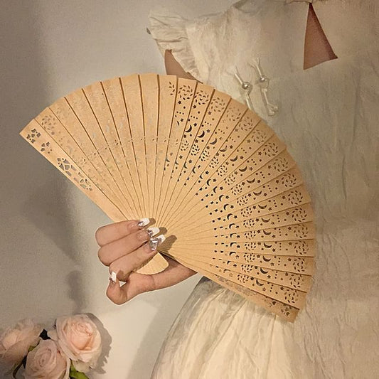 木製折りたたみ扇子の切り抜き手