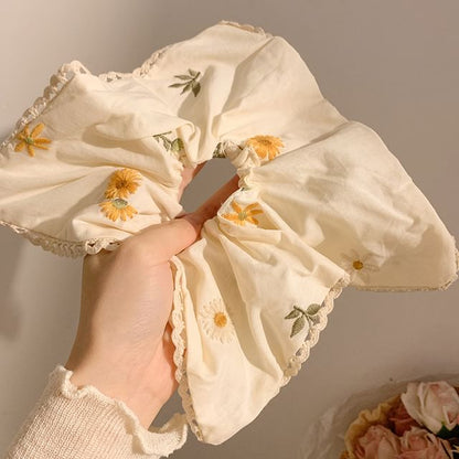 (Various Bandana Floral Embroidered Scrunchie / Designs)