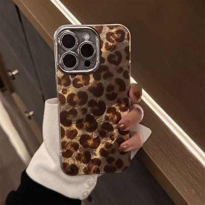 ヒョウ柄スマホケース・ストラップセット