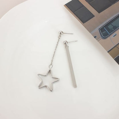 Earring / Drop On Star Clip Asymmetrical