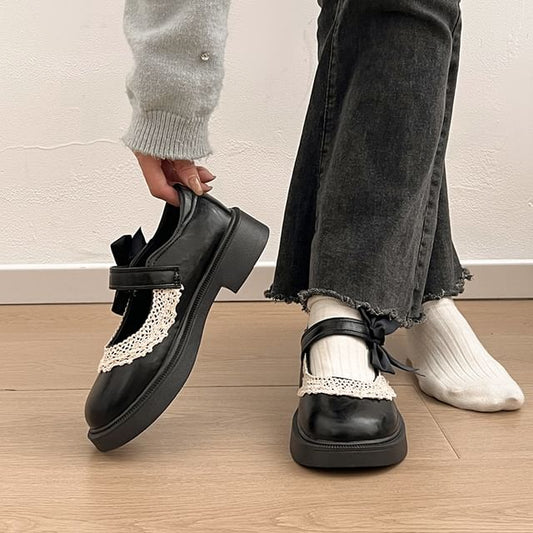 Mary Trim Jane Schuhe mit Schleife, Spitze und Plateau