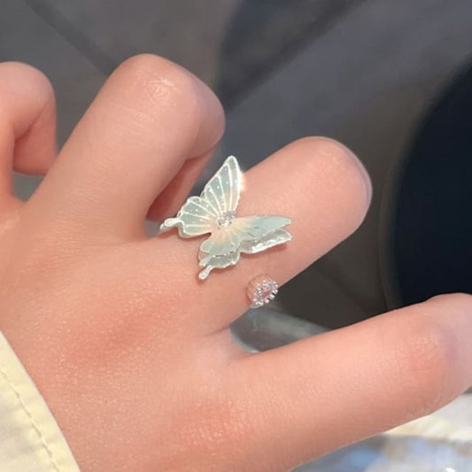 Open Ring Butterfly