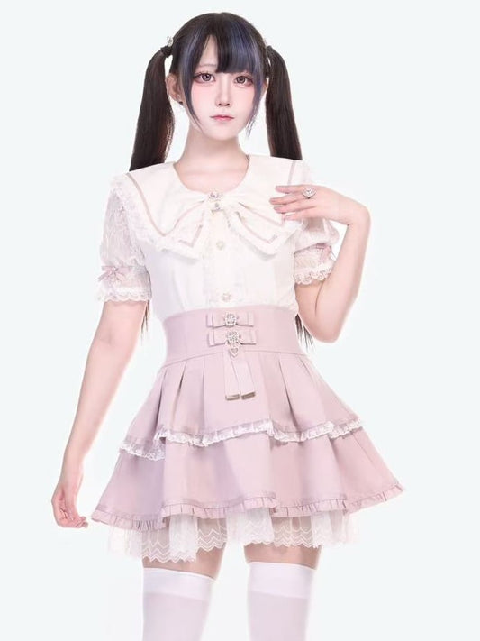 Bluse mit rosa-weißen Schleifen und Kronenbrosche Jirai Kei Schleifenkragen