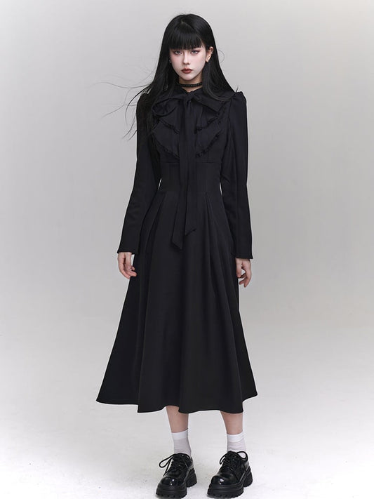 Robe gothique noire taille haute à col Jablt