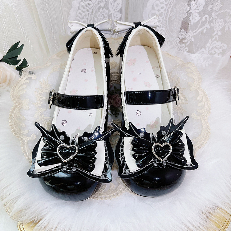 Sweet Lolita Black Bowknot Heart Buckle Strap Block Heel Mary Janes