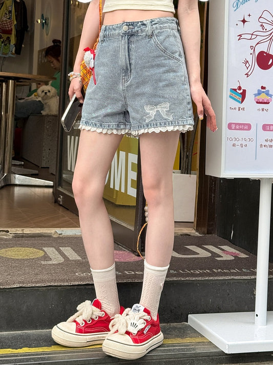 Blue Bowknot Embroidery Cuff Lace Trim Denim Shorts