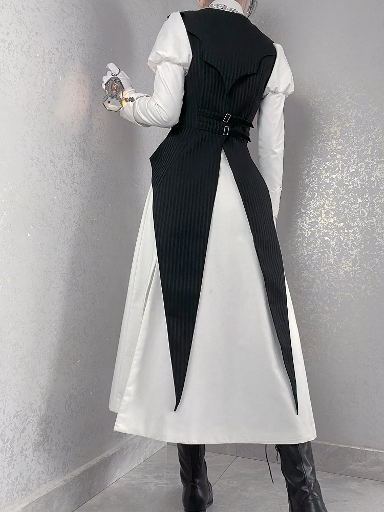 Gothic Ouji Swallow Curved Hem Wings and Black Waistcoat Collar Tail Lolita Bat