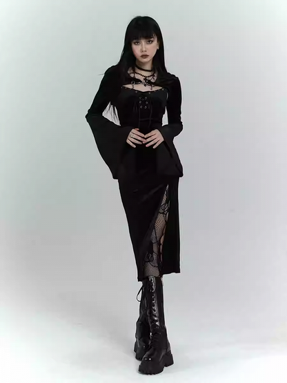 Robe nuisette gothique en velours noir avec fente latérale et haut à capuche à manches cloche