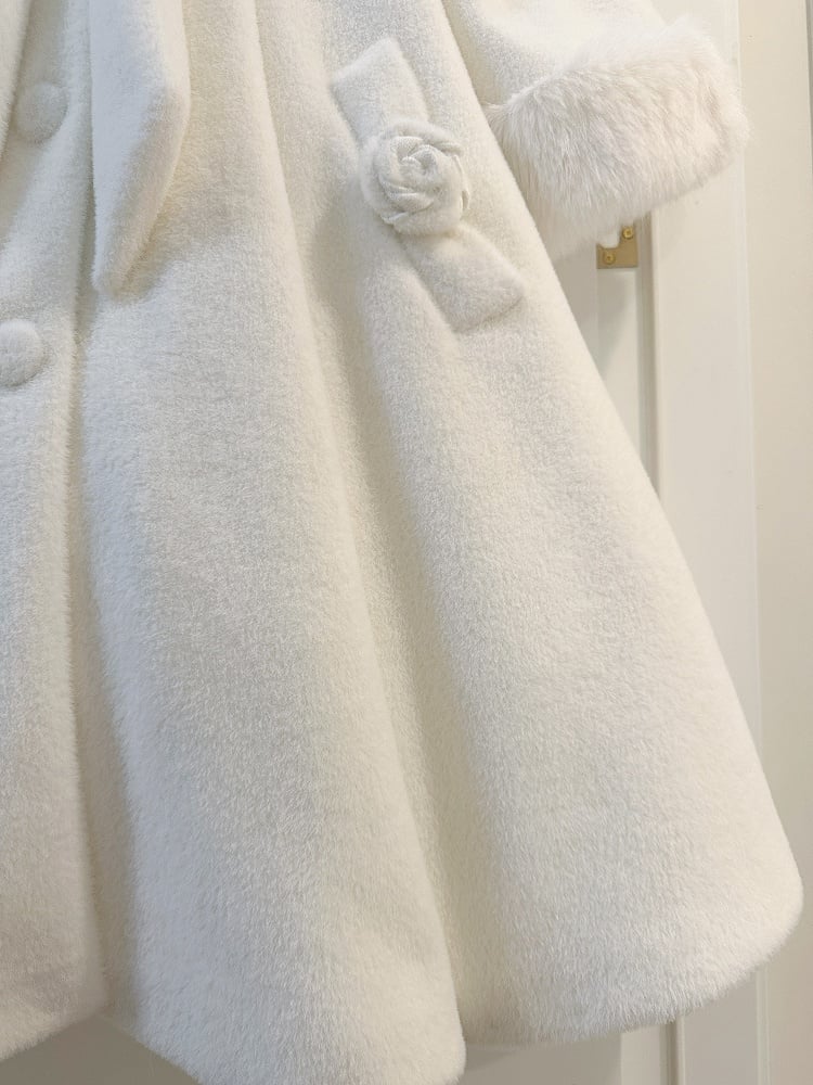 White Detachable Cozy Faux Fur Collar Winter Woolen Coat