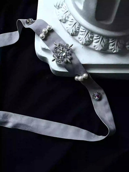 Ceinture gothique Lolita rouge/blanche/bleu foncé/grise avec décoration perlée