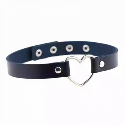 Collier ras du cou en PU avec anneau en forme de cœur