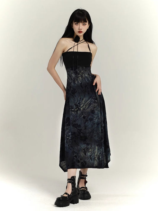 Robe caraco ajustée noire tie-dye