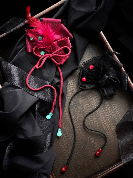 Barrette à cheveux en plumes rouges / noires / violettes