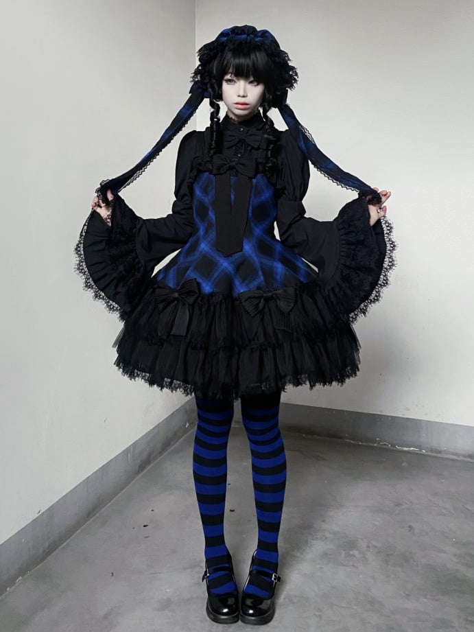 Jupe pull gothique Lolita à carreaux bleus et nœuds noirs décorés d'un ourlet à double épaisseur