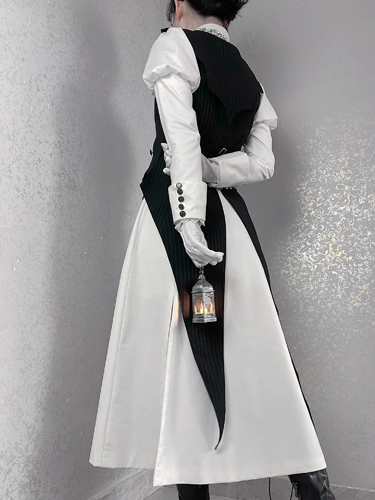 Gothic Ouji Swallow Curved Hem Wings and Black Waistcoat Collar Tail Lolita Bat