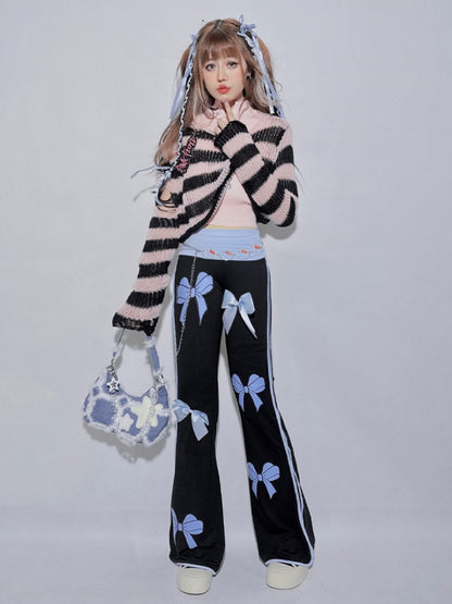 Pantalon évasé à taille haute noir avec nœuds bleus