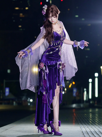 Robe de soirée sirène fendue en velours violet à volants en cascade et dos nu