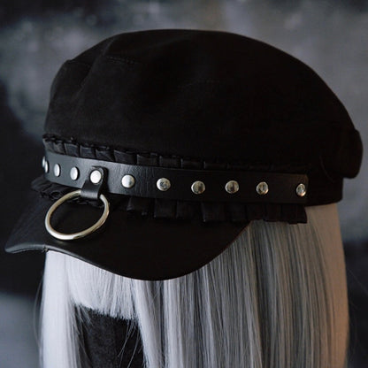 Schwarze Nietendetails Baskenmütze Gothic Trim Hut Rüschen