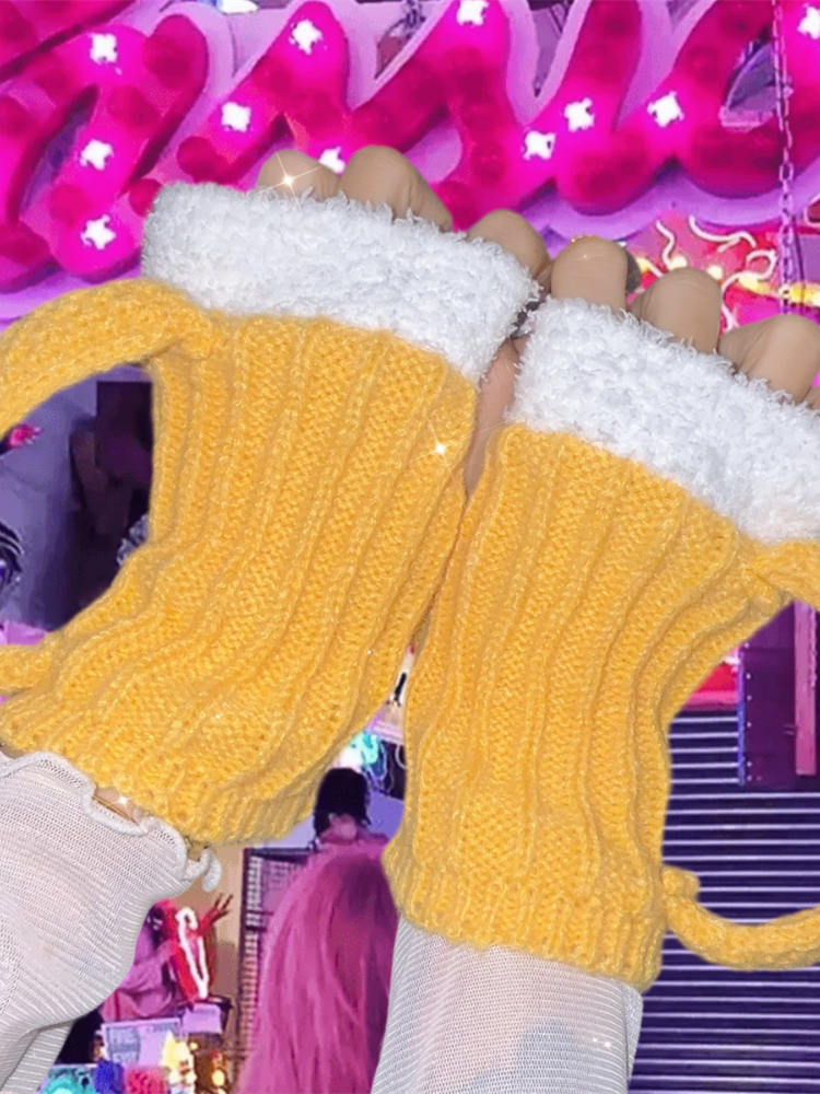 Yellow Beer Mug-shaped Knitted Gloves