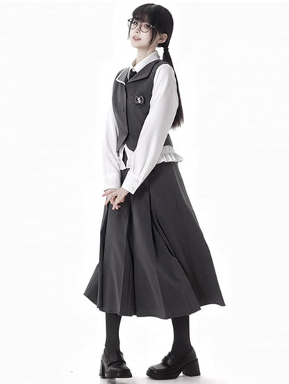 White Bowknot Details Ruffle Trim Shirt With A Tie