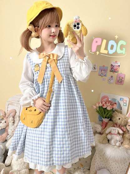 Robe à manches longues et col Peter Pan à carreaux bleu clair et motif poulet mignon