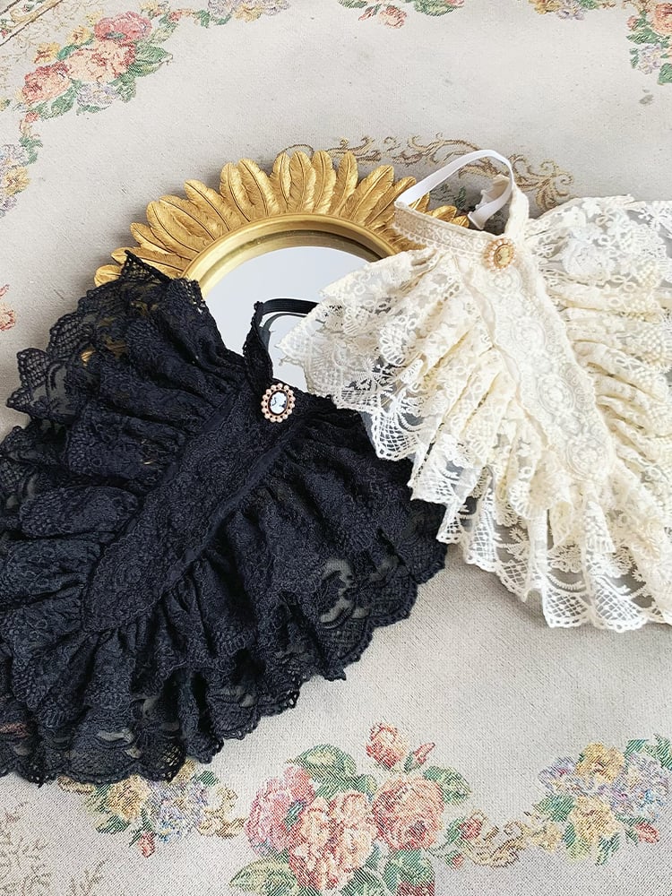 Beige / Black Lace Jabot