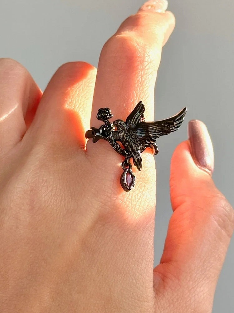7 Raven Options Ring Gothic Design