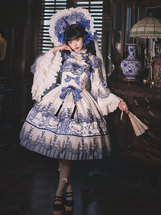 und Stoff Schmetterling Weiß Chinoiserie Blau Porzellan Stickerei