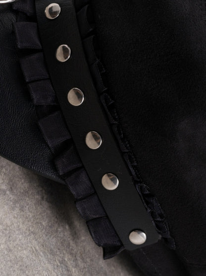 Schwarze Nietendetails Baskenmütze Gothic Trim Hut Rüschen