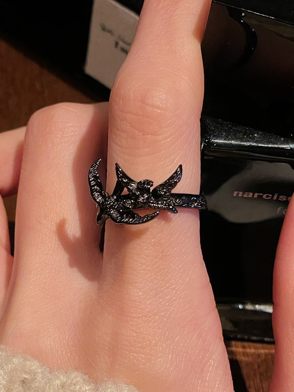 7 Raven Options Ring Gothic Design