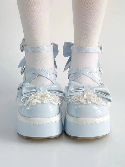 Blauer Lolita-Stufensaum – mit gewellter Schuhspitze