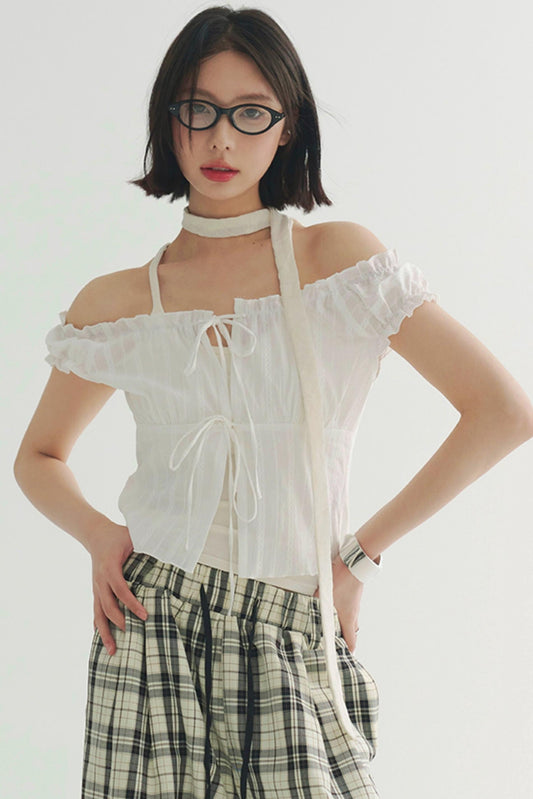 Lace-up top off-the-shoulder