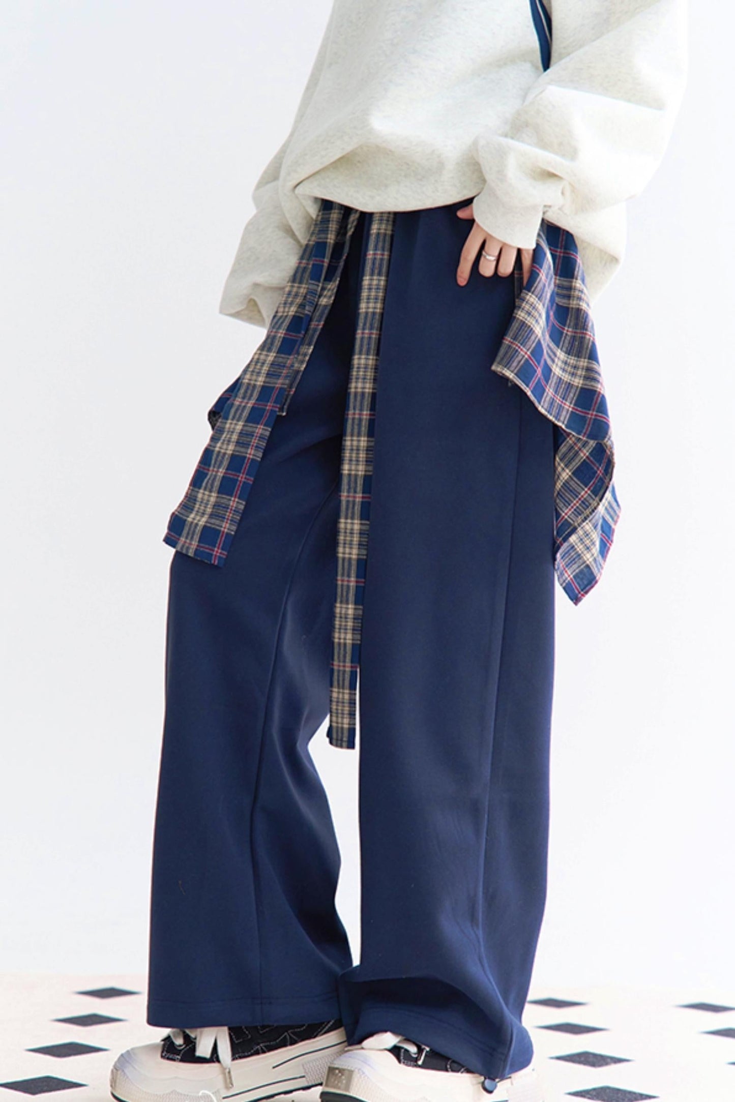 Minimalist Relaxed Sweatpants
