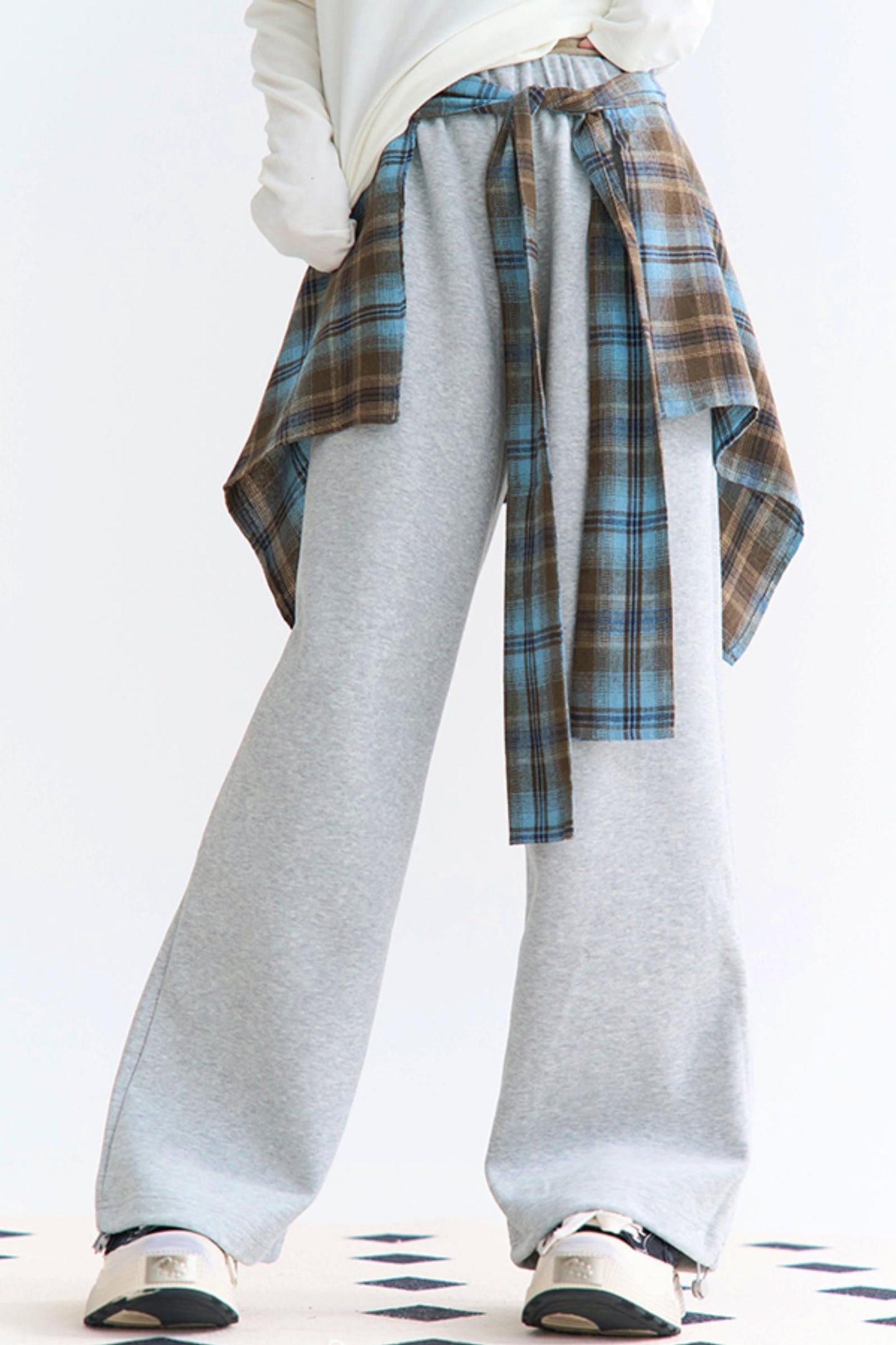 Minimalist Relaxed Sweatpants